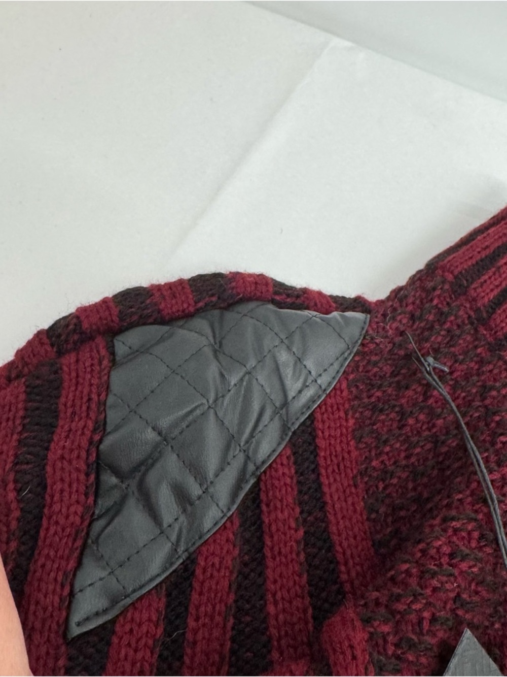 NWT LCR black edition Sweater Men’s Size XXL Buckle Details & Shoulder Patches - Picture 6 of 13
